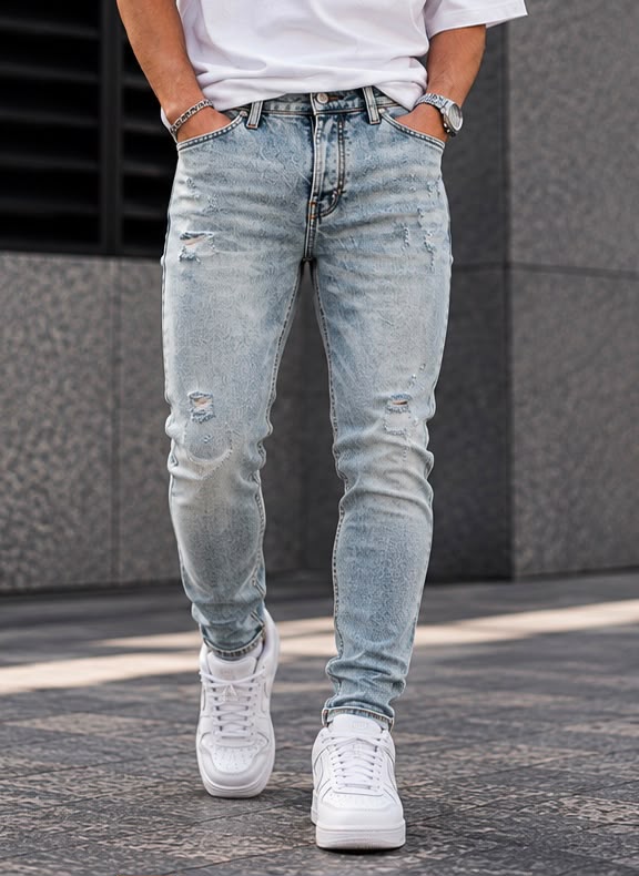 Jeans Slim Chiaro Light Blue Washed con Micro Strappi