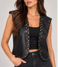 Gilet Smanicato in Similpelle con Borchie Dorate (Nero)