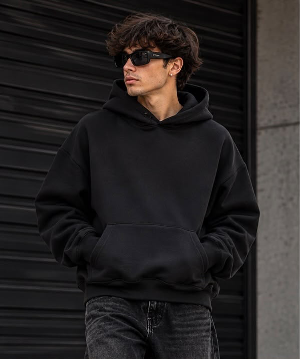 Felpa Oversize Nera Uomo “Ammo ma chi t sap” – Streetwear