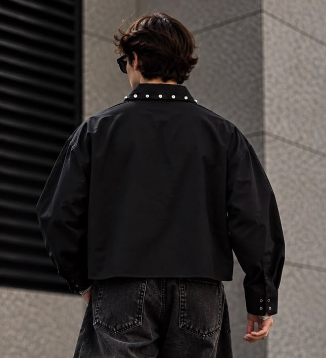 Camicia Nera Oversize da Uomo con Borchie e Taschino | Streetwear Trendy