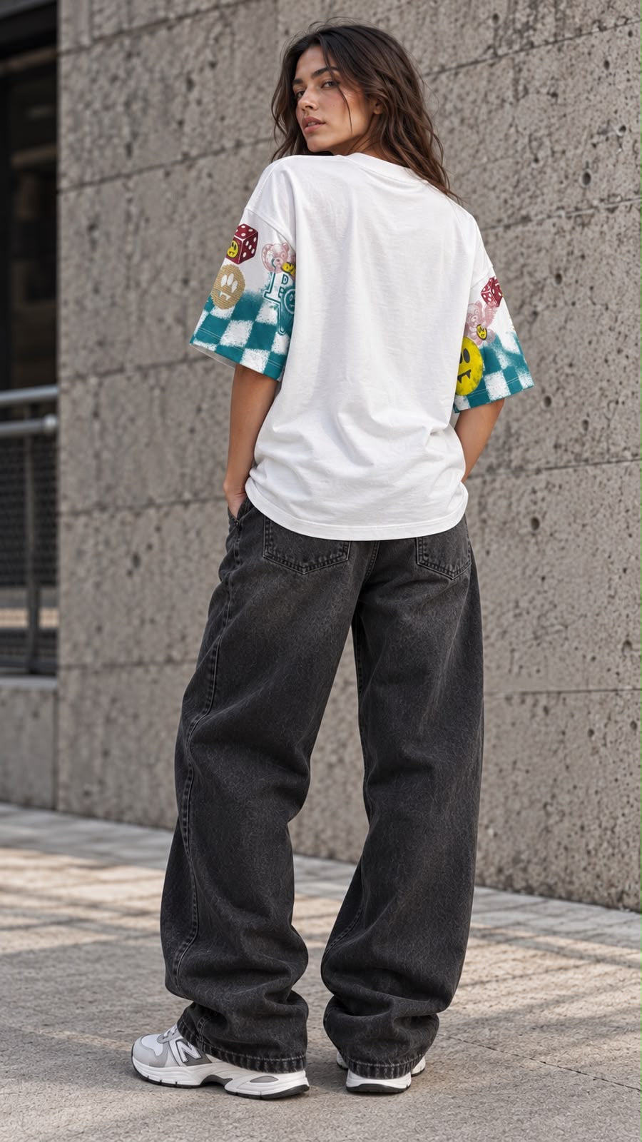 BARROW T-shirt manica corta off white per uomo e donna con stampa grafica check e loghi multicolor.